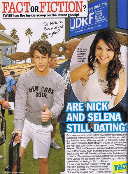selena gomez nick jonas april 2011. Nick Jonas and Selena Gomez#39